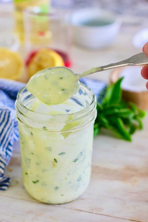 Basil Aioli - no fail Aioli in minutes! Zucchini Cheddar, Homemade French Onion Dip, Blueberry Pie Bars, Easy Blueberry Pie, Basil Aioli, Homemade Mayonnaise, Blueberry Cream Cheese, Easy Blueberry, Pie Bar