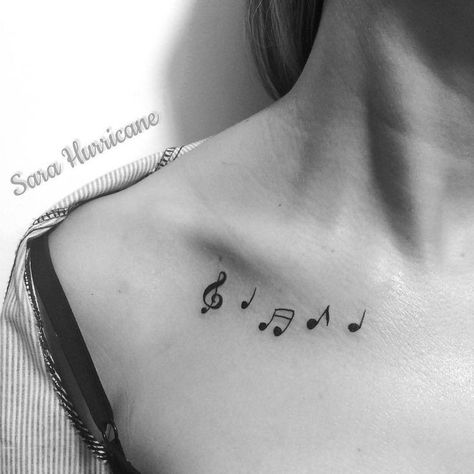 Small Music Notes Tattoo, Tattoos For Music Lovers Unique, Music Inspired Tattoos, Best Wrist Tattoos, Spain Tattoo, Small Music Tattoos, Tattoo Festival, Petit Tattoo, Cool Wrist Tattoos