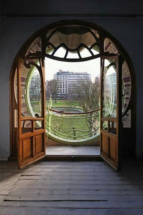 Art Nouveau round window Art Nouveau Arquitectura, Window With A View, Arte Art Deco, Casa Hobbit, Art Nouveau Architecture, Cool Doors, Open Door, Art Nouveau Design, Open Window