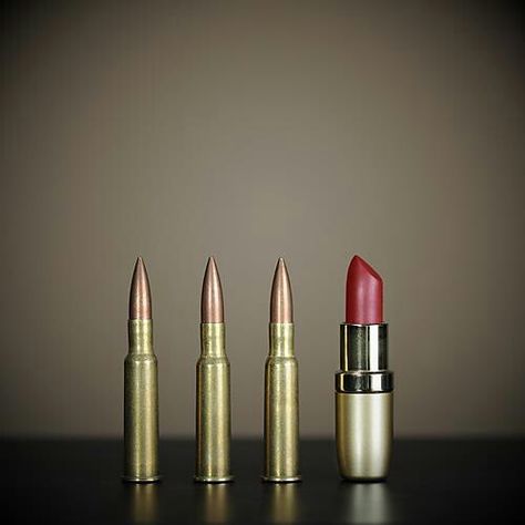 Lipstick bullets Irina Jelavic, Gallagher Girls, Natalia Romanova, Allison Argent, Bellatrix Lestrange, Peggy Carter, Agent Carter, Brendon Urie, Photo Vintage