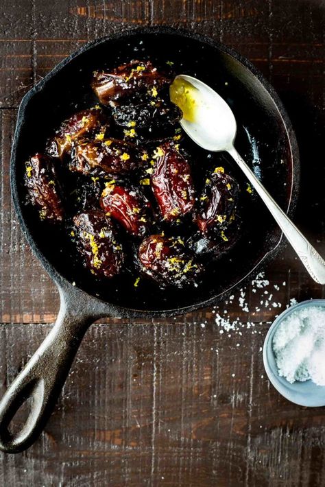 Warm Dates with Olive Oil, Sea Salt & Lemon Zest - Dishing Up the Dirt Iron Skillet, Lemon Zest, Appetizer Snacks, Sea Salt, Skillet, Farmers Market, Kale, Quinoa, Appetizer Recipes