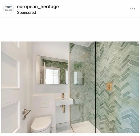 Bathroom Two Different Tiles, Beige Bathroom Tiles Color Schemes, Ensuite Bathroom Tiles, Bathroom Ideas For Small Rooms, Green And Marble Bathroom, 4 Piece Bathroom Layout, Bathroom Ideas Sage Green, Green And Cream Bathroom, En Suite Bathroom Ideas