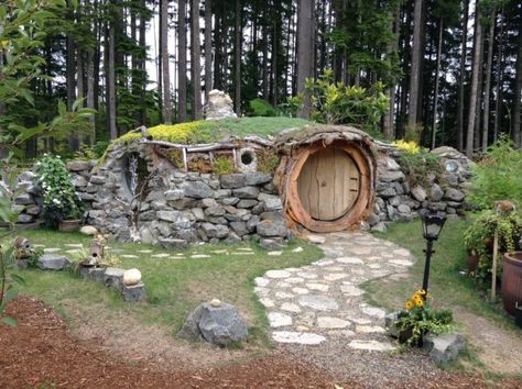 12 Places In Washington You Thought Only Existed In Your Imagination  Some of the enchanting places here in Washington are almost too good to be true. Whether it’s the surreal beauty of our Northwest landscapes, or one of our weird man-made attractions, there are plenty of things around here you really just have to see to believe. Like these 12 incredible spots: Casa Hobbit, Northwest Landscaping, Washington State Travel, Washington Hikes, Washington Travel, Hobbit House, Magical Places, Oh The Places Youll Go, Washington State