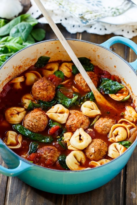 Meatball and Tortellini Soup - Spicy Southern Kitchen Meatball And Tortellini Soup, Tortellini Soup With Spinach, Soup With Meatballs, Soup With Spinach, Spinach Tortellini Soup, Spinach Tortellini, Meatball Soup, Spinach Soup, Tortellini Soup