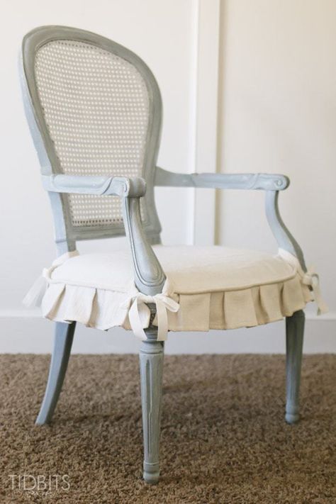 Thrift Store Chair Makeover | French Country Style - TIDBITS Farmhouse Furniture Makeover, Dining Chair Makeover, French Country Rug, Dining Room Chair Slipcovers, French Provincial Chair, Louis Chairs, French Dining Chairs, Thrift Store Furniture, French Country Bedrooms