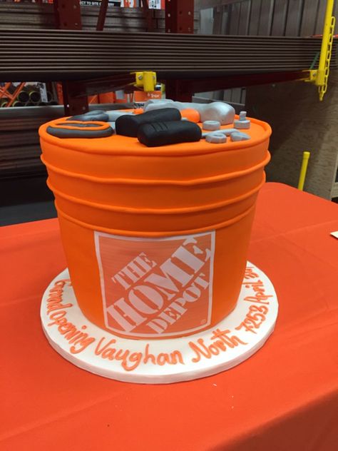 Home Depot Cake Vaughan Home Depot Cake Ideas, Handyman Hal Birthday Cake, Home Depot Birthday Party Ideas, Home Depot Party Theme, Home Depot Themed Birthday Party, Home Depot Birthday Party, Birthday Cake Construction, Home Depot Party, Birthday Cake Easy