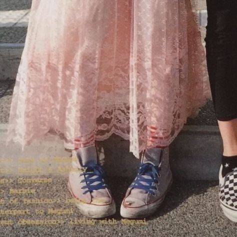 Aubrey Core Aesthetic, Weird Girl Aesthetic Outfits, Harper Aesthetic, Weird Girl Aesthetic, Eleven Aesthetic, Stranger Things Vibes, Quirky Aesthetic, Eleven Hopper, Quirky Shoes