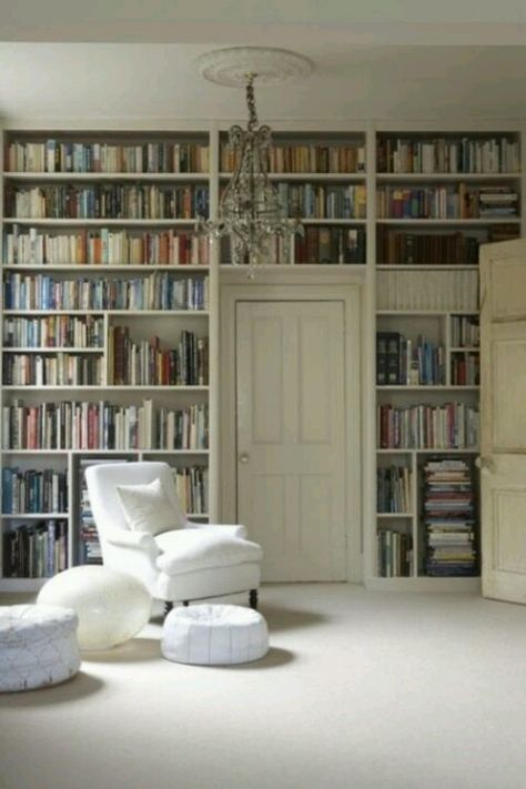 .. Lots Of Books, Vibeke Design, Library Bookshelves, Bookshelves Diy, Home Libraries, Home Library, Book Shelf, Reading Nook, Built Ins