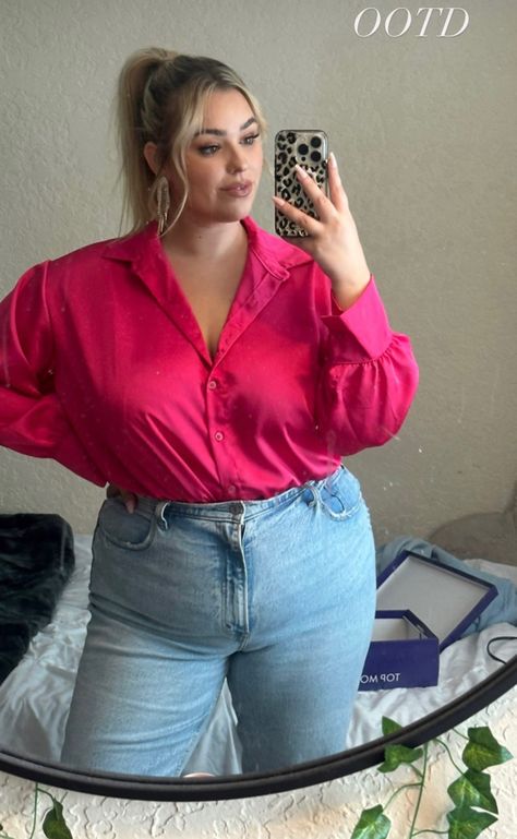 Plus Size Curvy Hot Pink Button Down Shirt and Jeans Beautiful Blonde Fashion Hot Pink Button Up Shirt Outfit, Hot Pink Blouse Outfit, Pink Button Up Shirt Outfit, Pink Blouses Outfit, Button Down Fashion, Valentine Outfits For Women, Hot Pink Blouses, Blonde Fashion, Pink Fits