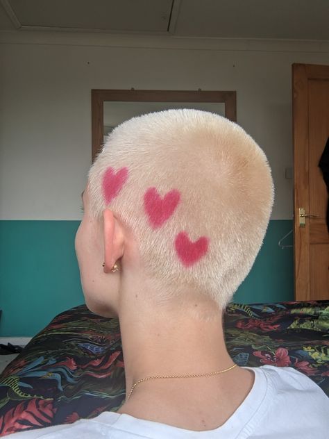 Buzzed Hair With Design, Pattern Dyed Shaved Hair, Shaved Head Looks, Buzz Cute Designs, Cool Shaved Hair Designs, Bleach Shaved Head, Buzzed Head Dye Designs, Hair Patterns Shaved, Dyed Buzzed Hair