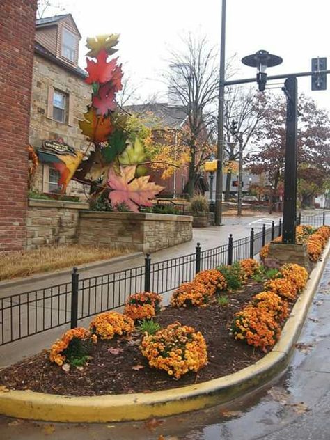 Nashville Indiana, I've stood at this very spot. Little Nashville Indiana, Nashville Indiana Restaurants, Nashville Indiana, Brown County Indiana, Only In Your State Indiana, Evansville Indiana, Brown County, Indiana Travel, Covered Bridges