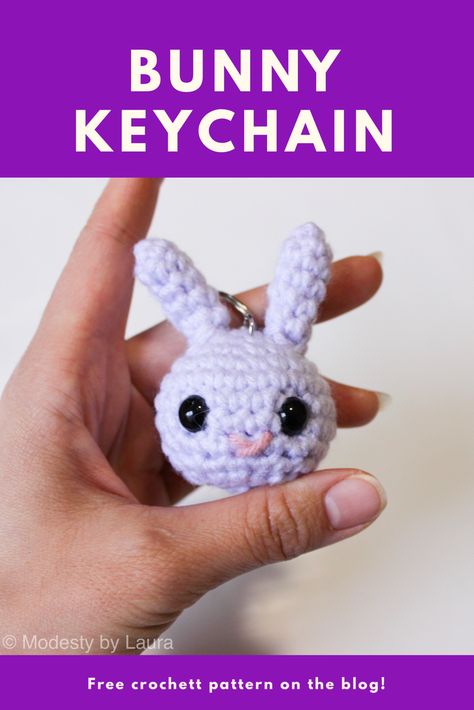 Crochet Animal Head, Bunny Keychain, Keychain Crochet, Crochet Keychain Pattern, Crochet Baby Toys, Halloween Crochet Patterns, Amigurumi Ideas, Unique Keychains, Crochet Baby Clothes