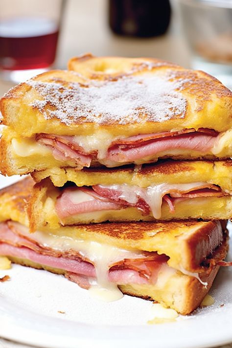 Monte Cristo Sandwich Recipe Monte Cristo Sandwich Recipe, Easy Crescent Rolls, Club Sandwich Recipes, Monte Cristo Sandwich, Low Carb Pork, Picky Eaters Kids, Creative Snacks, Ham And Cheese Sandwich, Monte Cristo