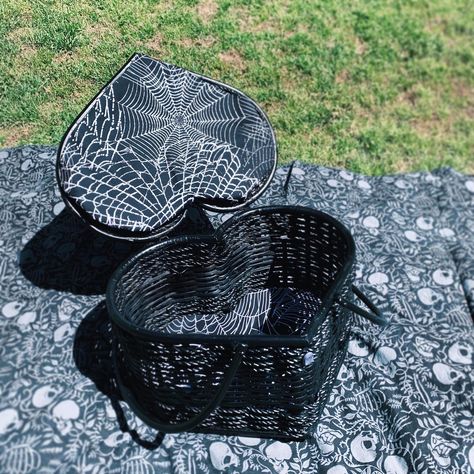 Spooky Picnic, Goth Picnic, Gift Baskets For Friends, Baskets For Friends, Blue Furniture Living Room, Gothic Homes, Goth Houses, Kids Halloween Gifts, Halloween Care Packages