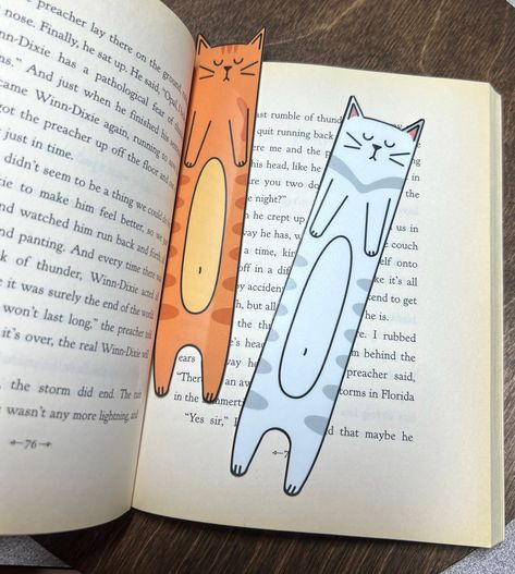 Book Marker Ideas, Book Markers Ideas, Bookmark Holder, White Tabby Cat, Animal Bookmarks, Handmade Bookmarks Diy, Spotted Cat, Page Markers, Cat Book