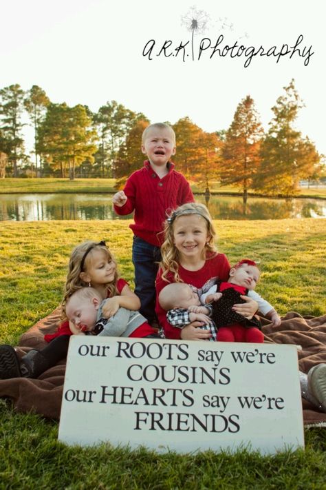 My favorite pic of my great nieces and nephews Cute Cousin Quotes, Cousin Photo Shoots, Grandkids Photography, Grandkids Pictures, Cousin Pictures, Cute Sweets, Cousin Photo, Best Friend Quotes Meaningful, Missing Quotes