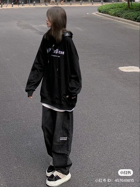 Oversized Hoodie Outfit Korean, Oversized Hoodie Outfit Aesthetic, Hoodie Outfit Korean, Black Outfit Korean, Hoodie Outfit Aesthetic, Black Hoodie Outfit, Oversized Hoodie Outfit, Outfits To Wear To School, Boyish Outfits