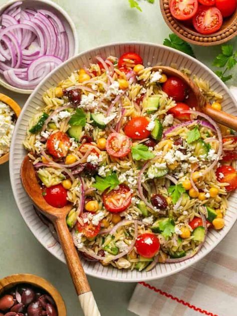 Mediterranean Chickpea and Orzo Pasta Salad | Lauren Fit Foodie Chickpea Orzo, Lauren Fit Foodie, Mediterranean Chickpea, How To Cook Orzo, Orzo Pasta Salad, Orzo Salad, Fit Foodie, Orzo Pasta, Perfect Side Dish