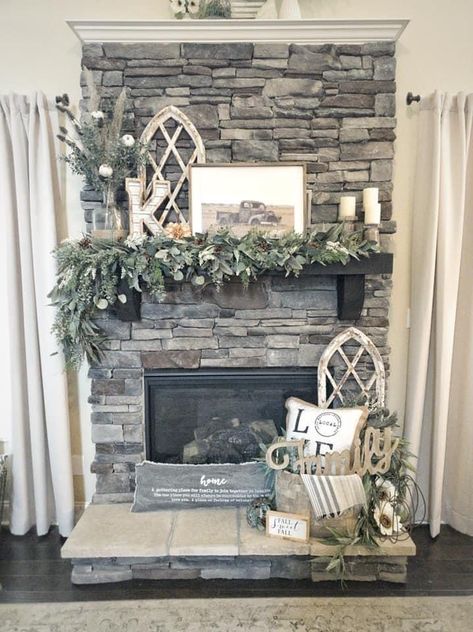 Rock Fireplace Decor Farmhouse, Hearth Decorations Fireplace, Fireplace Country Farmhouse, French Country Great Room Ideas, Fireplace Mantle Decor Farmhouse Rustic, Fireplace Hearth Decor Farmhouse, Decorated Fireplace Hearth, Christmas Mantle Decor 2022, Fireplace Filler Ideas Farmhouse