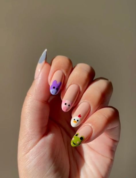 Cute Nails With Animals, Cute Animals Nails, Childish Nail Designs, Cute Nails Animals, Animals Nails Design, Worm Nail Art, Cute Animal Nail Designs, Nail Designs Animals, Nails With Animals