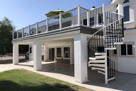 Bedroom With Steps, 2nd Level Deck, Second Floor Deck Ideas, Spiral Staircase Ideas, Second Floor Deck, Second Story Deck, Indoor Pool Design, Deck Colors, Wooden Room