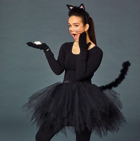 Middle School Dance Dresses, Easy Homemade Halloween Costumes, Halloween Costumes Kids Homemade, Karneval Diy, Cat Costume Diy, Cat Outfit, Simple Prom Dress Long, School Dance Dresses, Homemade Halloween Costumes