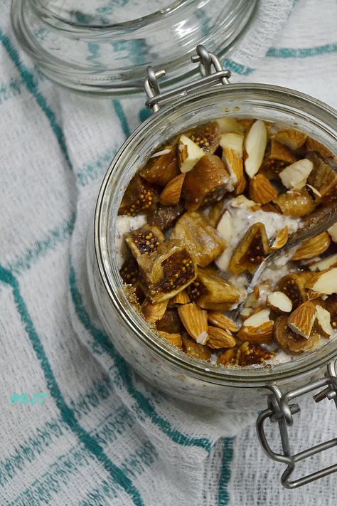 Fig Almond Overnight Oats Fig Overnight Oats, Almond Overnight Oats, Figs Breakfast, Dried Fig, No Looking Back, Breakfast Oatmeal Recipes, Mid Morning Snack, Weekend Cooking, Overnight Oatmeal