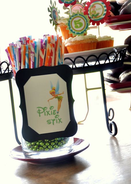 Peter Pan Birthday Party by Oh Snap! | HoneyBear Lane Peter Pan Birthday Party, Pixie Stick, Peter Pan Birthday, Peter Pan Party, Peter Pan And Tinkerbell, Disney Birthday Party, Tinkerbell Party, Disney Theme Party, Disney Baby Shower