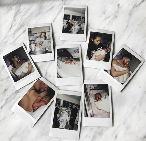 Poloroid Pictures Ideas, Mama Aesthetic, Baby Hospital Photos, Baby Hospital Pictures, Romance Tropes, Photo Bb, Mother Baby Photography, Baby Bump Pictures, Bump Pictures