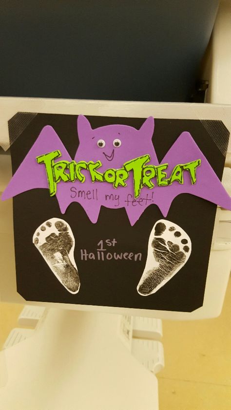 Nicu Name Card, Cute Nicu Crafts, Nicu Crib Art, Halloween Nicu Crafts, Nicu Name Sign, Fall Nicu Crafts, Nicu Halloween Crafts, Nicu Signs Ideas, Nicu Nurse Crafts