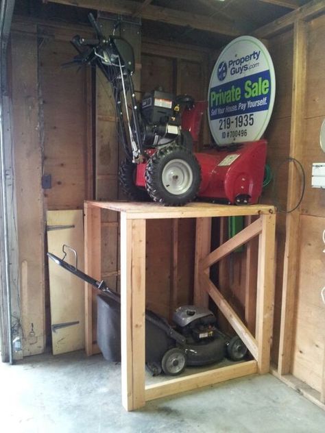 Organize Your Items With These 17 Garage Storage Ideas - Useful DIY Projects Garage Organization Tips, Lawn Mower Storage, Shed Organization, Garage Shed, Diy Garage Storage, Garage Makeover, Garage Storage Organization, Ideas Hogar, Garage Cabinets