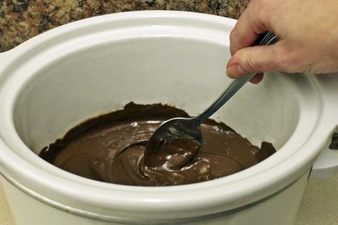 How to Melt Chocolate in a Crock Pot (with Pictures) | eHow                                                                                                                                                                                 More Melt Chocolate For Dipping, How To Melt Chocolate, Small Crock Pot, Crock Pot Dips, Holiday Appetizers Easy, Melting White Chocolate, Almond Bark, Melting Chocolate Chips, Chocolate Covered Pretzels