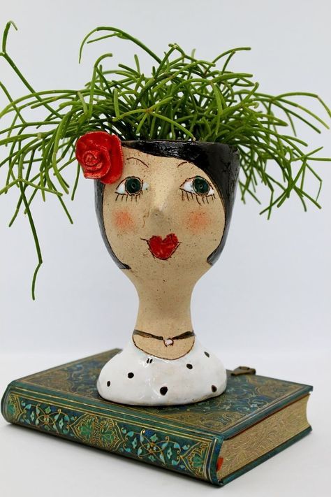 Face Plant Pot, Ceramic Lady Heads, Christmas Presents For Friends, Ceramic Face, White Ceramic Planter, Old Bras, Paper Mache Clay, Polymer Clay Flower Jewelry, White Lady