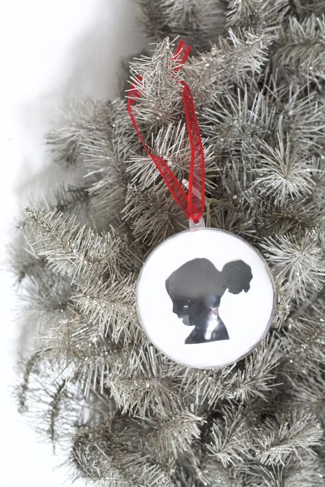 Silhouette Ornament DIY — Hausmatter Sentimental Ornaments Diy Kids, Silhouette Ornaments Kids, Diy Silhouette Ornaments, Easy Picture Ornaments For Kids To Make, Grandkid Ornaments Diy, Silhouette Ornaments Diy, Preschool Ornaments For Parents, Kindergarten Ornament Ideas, Diy Christmas Ornaments Gifts