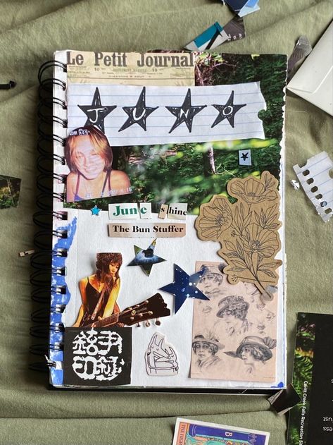 Journal Collage, Journal Idea, The Bun, Pretty Journals, Memory Journal, Summer Scrapbook, Scrapbook Book, Art Journal Therapy, Journal Inspo