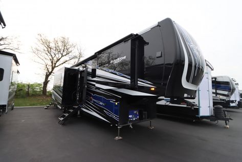 2023 Riverstone TH 4514BATH Toy Hauler (Fifth Wheel) by Forest River On Sale (RVN26254) 5th Wheel Toy Hauler, Luxury Fifth Wheel, Fifth Wheel Toy Haulers, Fifth Wheel Campers, Truck Bed Camper, Fifth Wheel Trailers, Popup Camper, Hot Water System, Tv In Bedroom