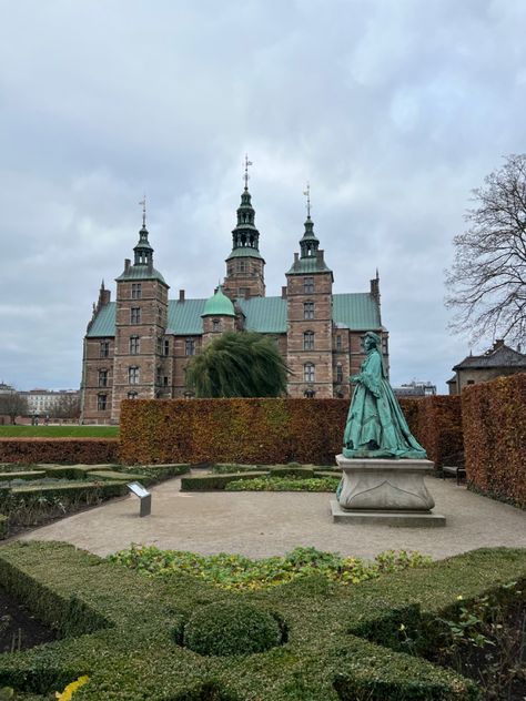 Copenhagen Castle, Rosenborg Castle, Royal Aesthetic, Northern Europe, Danish Royals, Royal Palace, Travel Life, Dream Big, Denmark