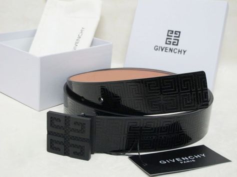 www.givenchyshops.com Givenchy Black Obsedia Belt Buckle Black Leather #givenchy #black #obsedia #belt #buckle #leather #fashion #mens #men #series Givenchy Belt, Cool Keychains, Fashion Mens, Mens Belts, Belt Buckle, Leather Fashion, Belt Buckles, Givenchy, Keychains