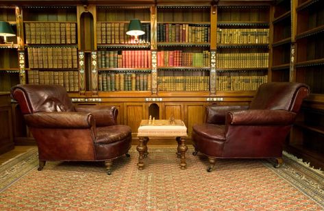 Vintage reading room Home Library Design Ideas, Ceramic Flooring, Study Room Design, Library Room, Library Wall, Home Library Design, Leather Chairs, Design Library, Home Libraries