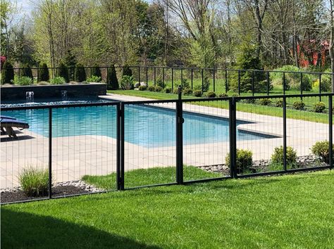 Pool gate with black frame and cables. Pool Fencing Ideas Inground, Modern Pool Fence Design, Pool Perimeter Ideas, Nice Pool Fence, Pool With Black Fence, Gated Pool Ideas, Pool Deck Fencing Ideas, Cable Fencing Around Pool, Aesthetic Pool Fence