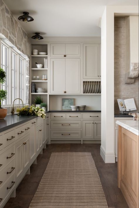 Grey Counter Kitchen, Beige Cabinets With Black Countertops, Taupe And White Kitchen, Whitney Parkinson Design, Dark Floor Kitchen Ideas Color Schemes, Walnut Island Kitchen, Cream And Black Kitchen, Mcgee And Co Kitchen, Amber Interiors Kitchen