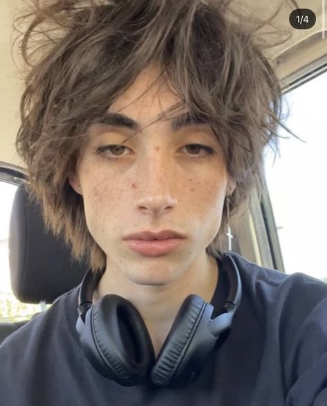 Creepy Guy, Grunge Boy, Boy Face, Sleepy Eyes, Bare Face, Male Face, Face Claims, Pretty Face, Hair Inspo