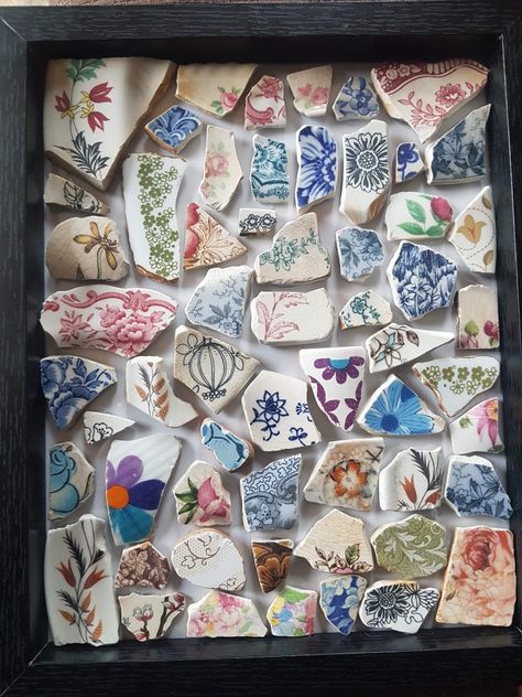 Broken China Crafts, Clay Mosaic, China Crafts, Sea Pottery, Pottery Crafts, Broken China, Mosaic Projects, Sea Glass Art, Tiny Treasures