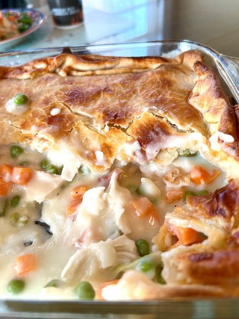 Easy Chicken Pot Pie Soup, Homemade Chicken Gravy, Italian Easter Pie, Chicken Pies, Creamy Chicken Pot Pie, Best Chicken Pot Pie, Chicken Pot Pie Filling, Easter Pie, Homemade Chicken Pot Pie