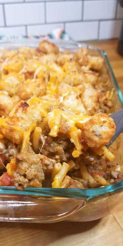 Cowboy Casserole Recipe, Cowboy Casserole, Potatoe Casserole Recipes, Beef Casserole Recipes, Minced Meat, Easy Casserole Recipes, Beef Recipes For Dinner, Beef Dinner, Easy Casserole