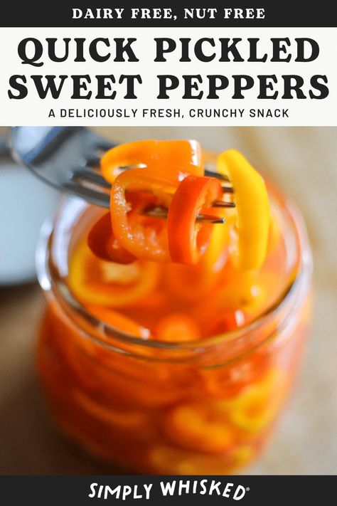 These quick pickled sweet peppers are so easy to make. Add them to a burger or a relish tray or munch on them for a deliciously fresh, crunchy snack! Sweet Refrigerator Pickles, Mini Peppers Recipes, Pickled Sweet Peppers, Pickled Pepper Recipe, Sweet Pepper Recipes, Pickled Peppers, Pepper Relish, Mini Sweet Peppers, Quick Pickled