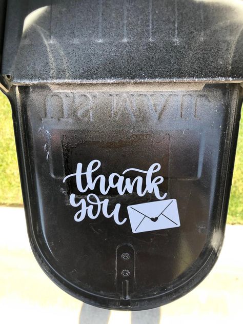 Mailbox Designs Vinyl Decals, Mailbox Thank You Decal, Circuit Mailbox Designs, Mailbox Vinyl Ideas, Vinyl Mailbox Decal Ideas, Mailbox Decal Ideas, Mailbox Cricut Ideas, Cricut Mailbox Decals, Painted Mailbox Ideas Diy