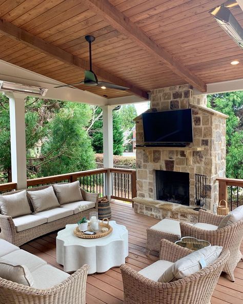 Deck With Roof And Fireplace, Large Porch Furniture Layout, Covered Patio Design With Fireplace, Outdoor Fireplace On Deck Covered Patios, Screened In Porch Seating Ideas, Covered Deck Fireplace, Back Deck Fireplace, Outdoor Deck With Fireplace, Back Deck With Fireplace