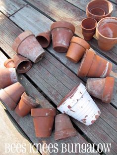 Pot Wreath, Small Terracotta Pots, Living Wreath, Potting Tables, Style Tutorial, Terracotta Plant Pots, Clay Flower Pots, Boutique Ideas, Natural Decor