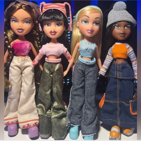 Bratz Doll Lot/ 20 Yearz Special Anniversary Edition Bratz 20th Anniversary, 20 Year Anniversary, Bratz Doll, 20th Anniversary, It Girl, Fashion Dolls, A Group, Send Me, Chloe